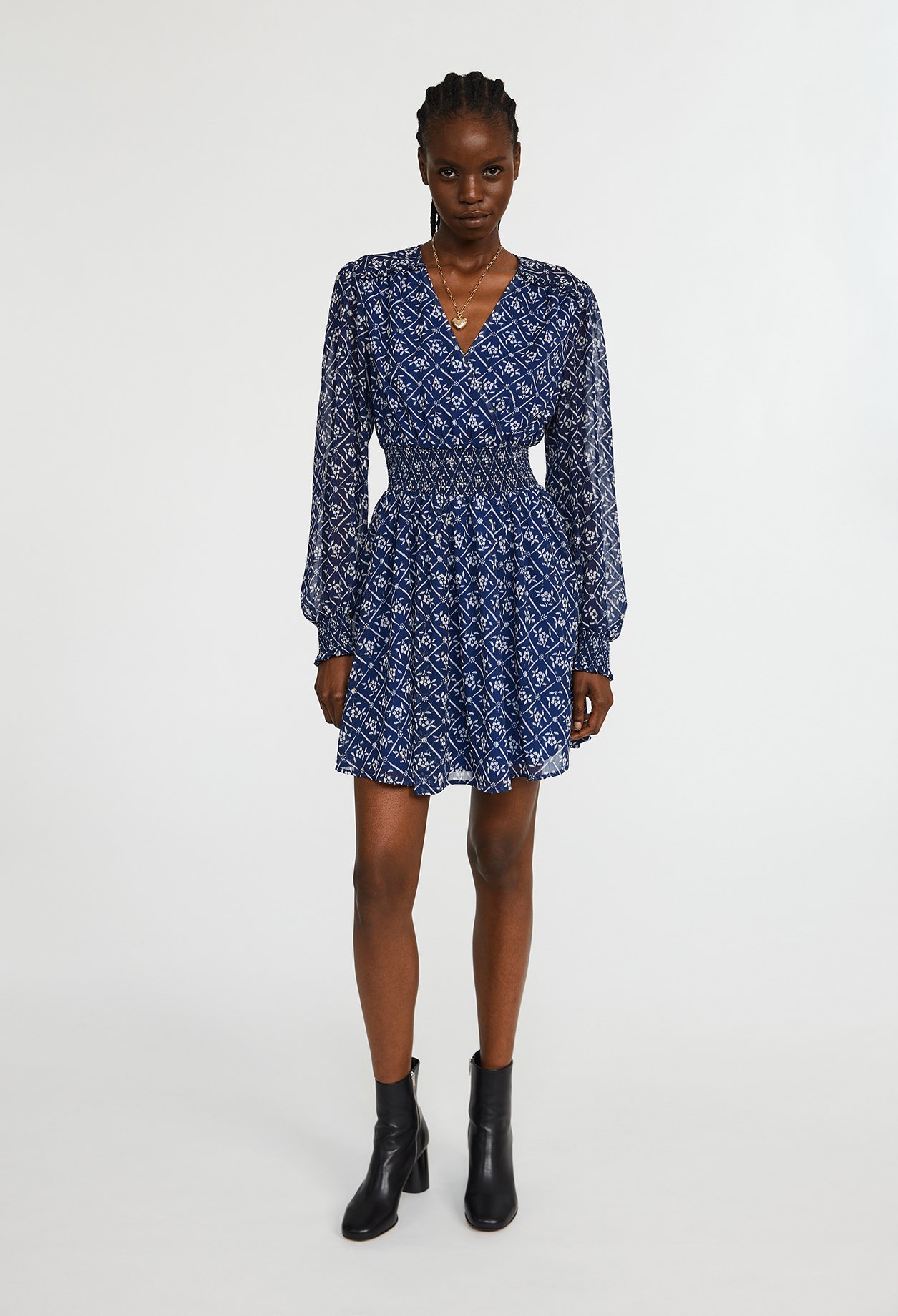 Robe courte &agrave; motif floral