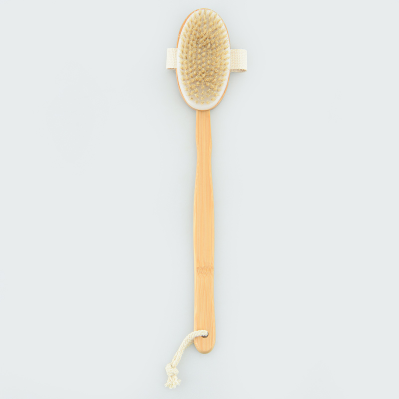 Brosse corporelle avec manche bambou
