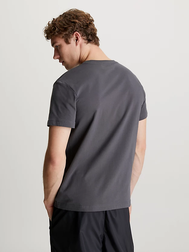Conjunto de 2 camisetas com monograma