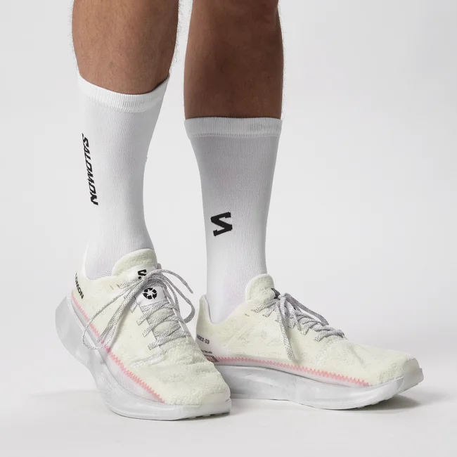 INDEX.03  Laufschuhe Unisex White/Black/CherryTomato