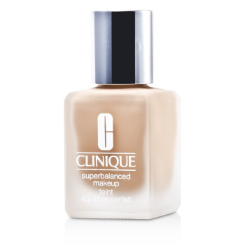 Clinique Clinique Base liquida Superbalanced