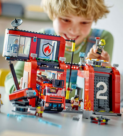 LEGO? City - Brandstation Med Brandbil 60414 - 843 Dele