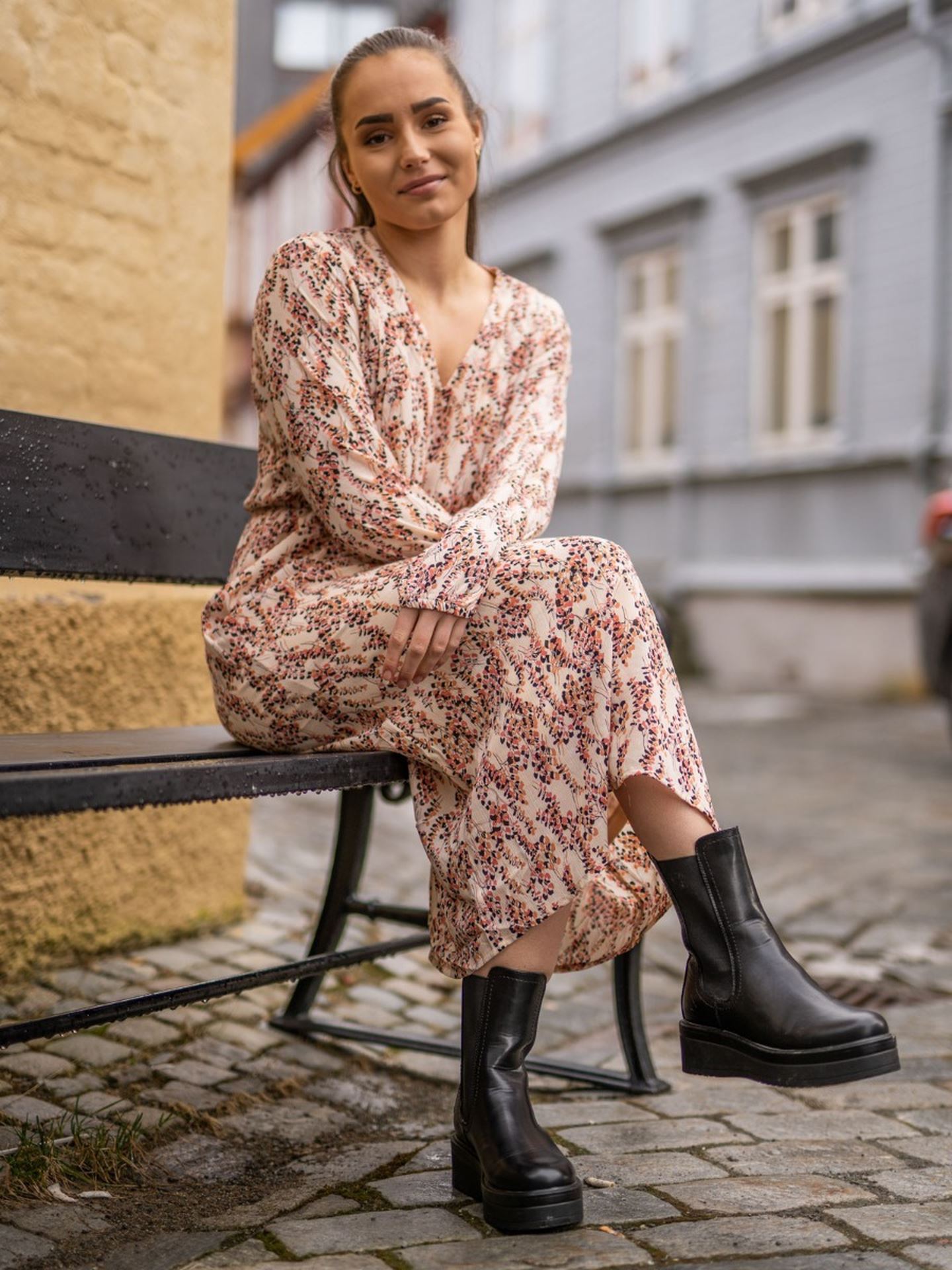 Camly Rikkelie Long Sleeve Dress
