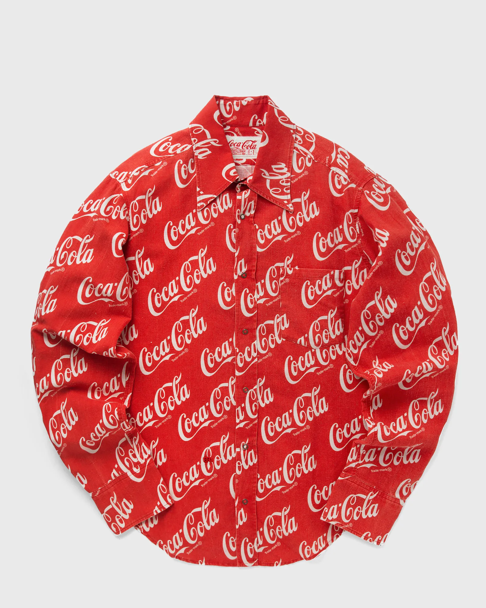 Camisa de botões estampada ERL em tecido plano