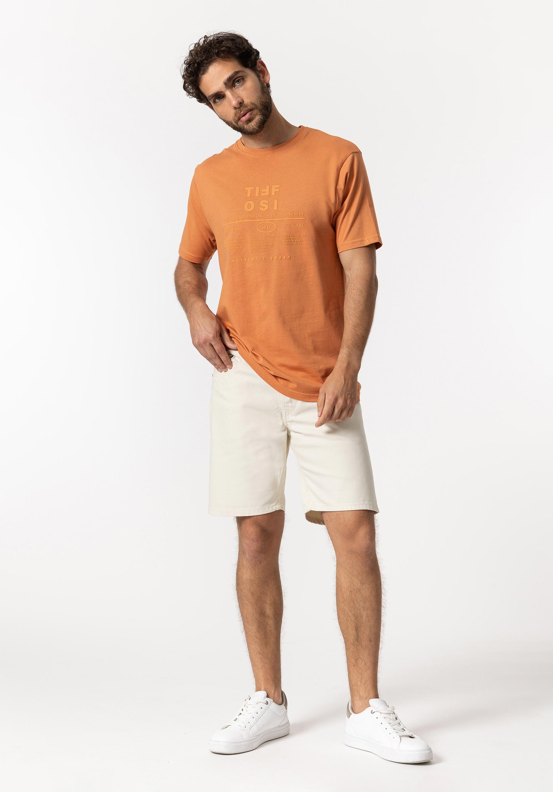 Calções Loose Fit