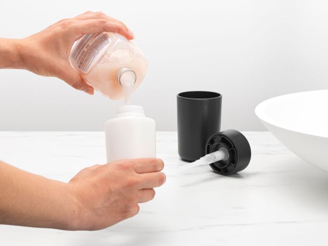ReNew Zeepdispenser, 250 ml - Dark Grey