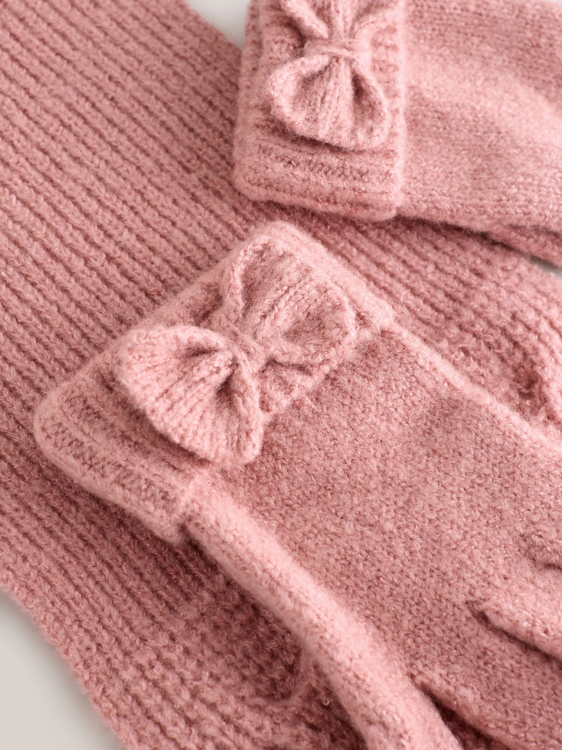 Roze - Beanie Gloves And Scarf Set (3-16yrs)