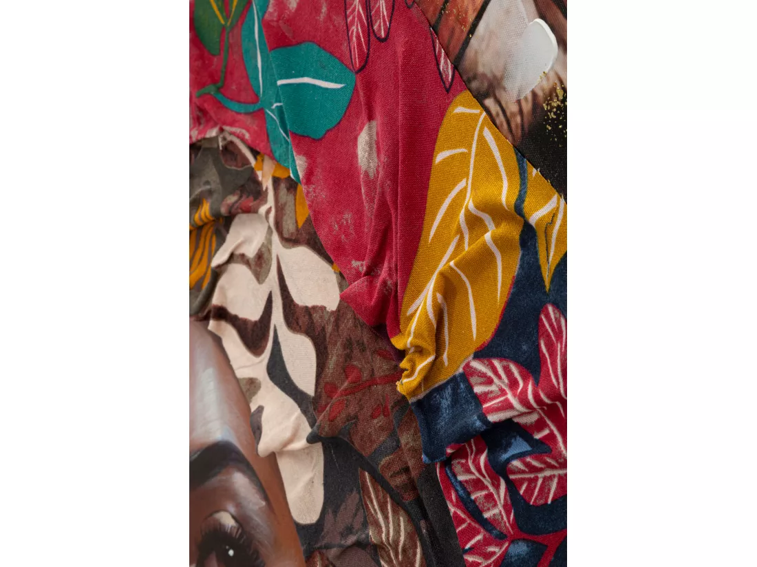 Peinture femme multicolore sur toile avec cadre 92x4,5x122 cm