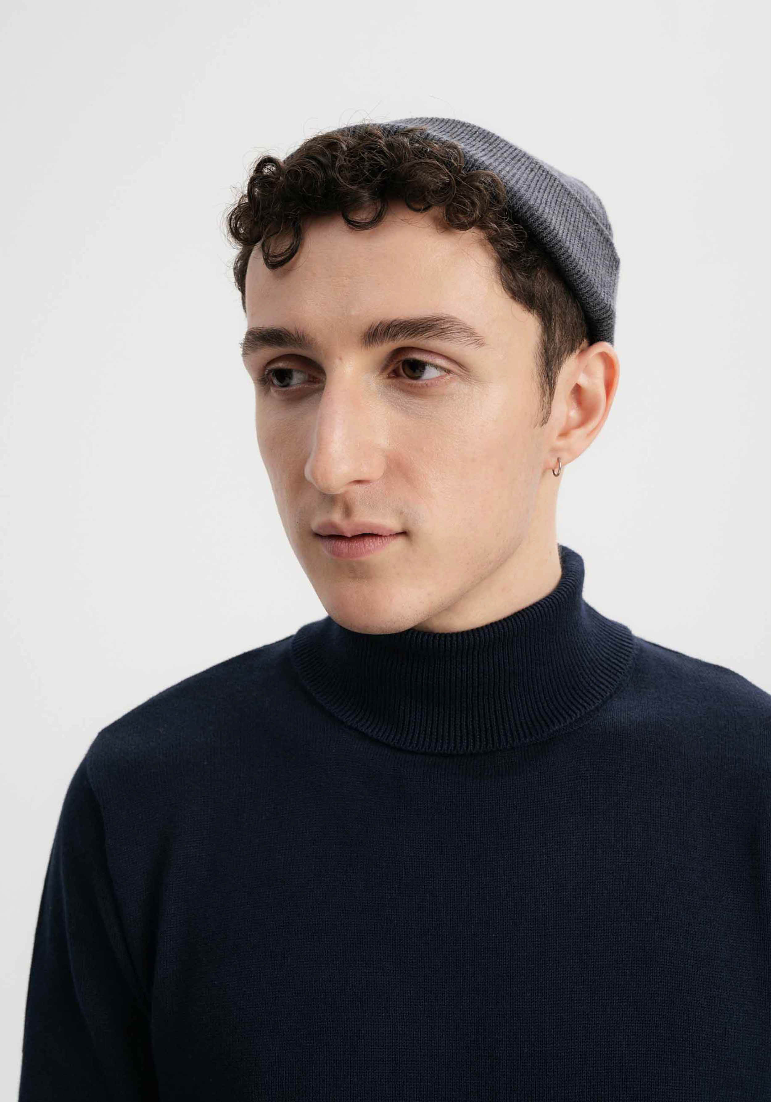 Mela Kurze Feinstrickmütze Lesh Anthrazit Melange