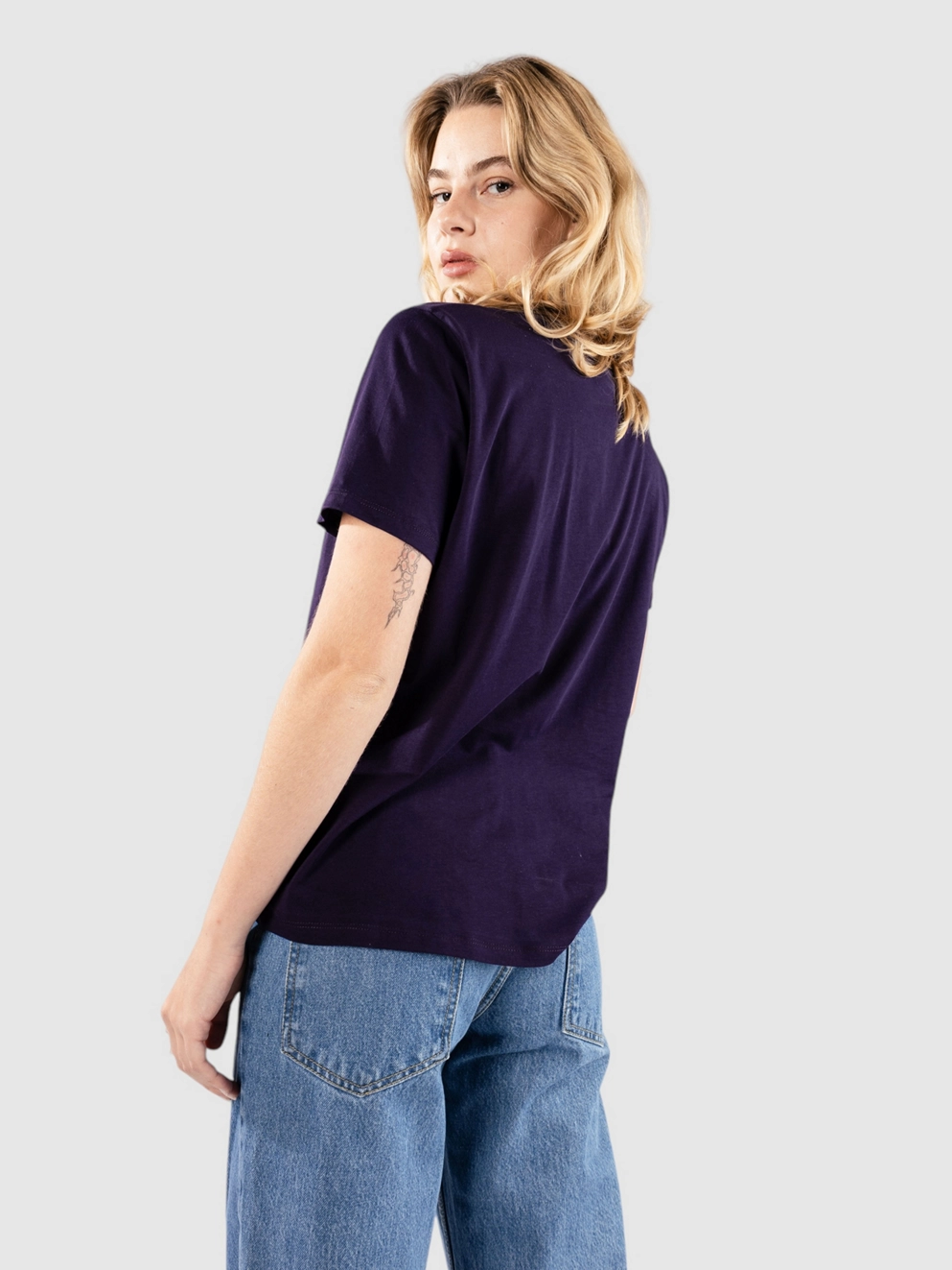 Iriedaily Can Spray T-Shirt midnight plum