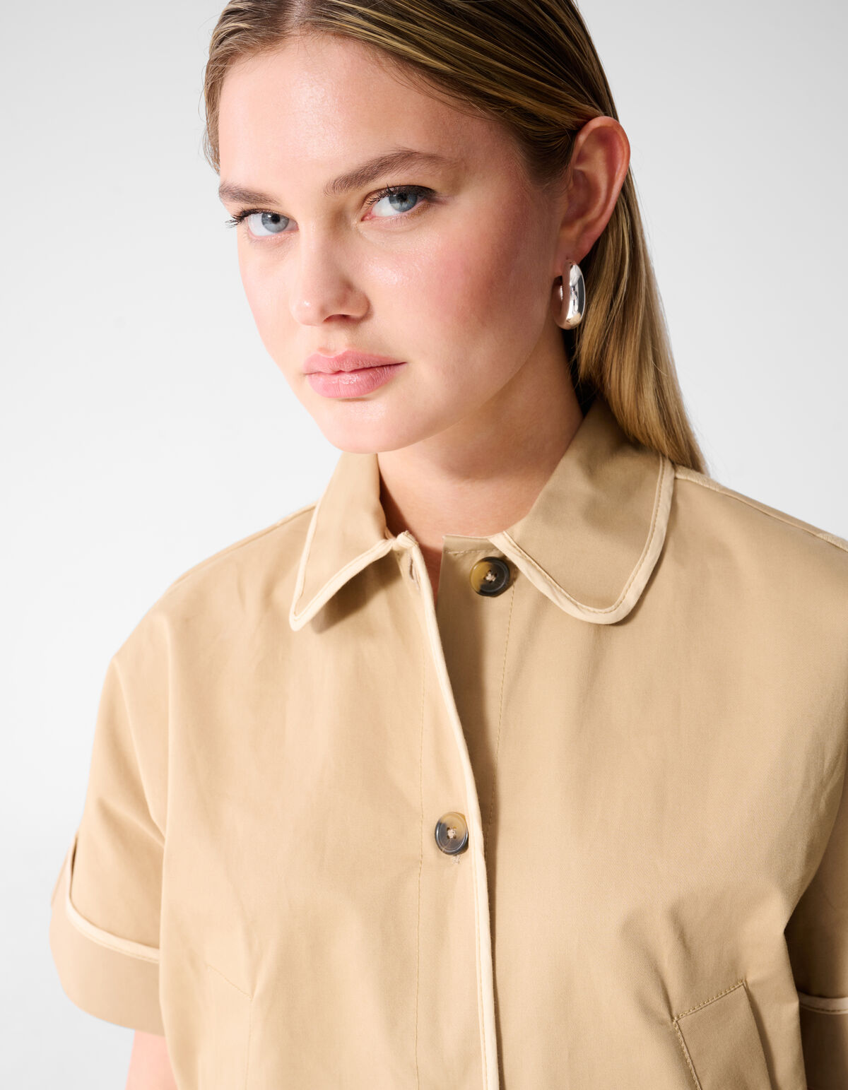 Short Sleeve Embroidery Jack Zand