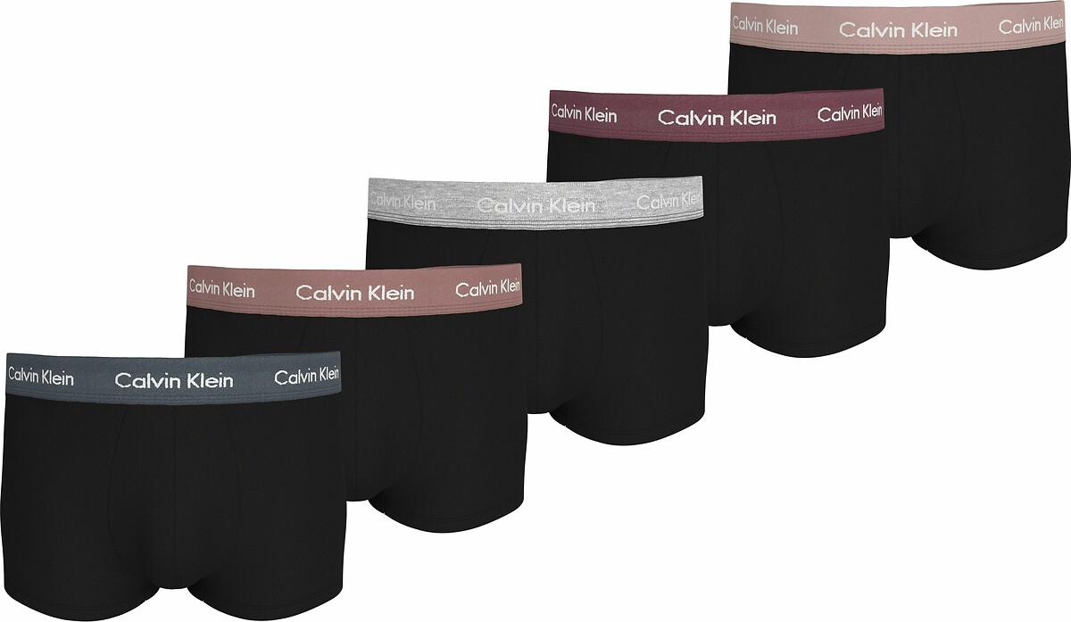 CALVIN KLEIN ROUPAS ÍNTIMAS<br>Conjunto de presente com 5 cuecas boxer lisas de cintura baixa