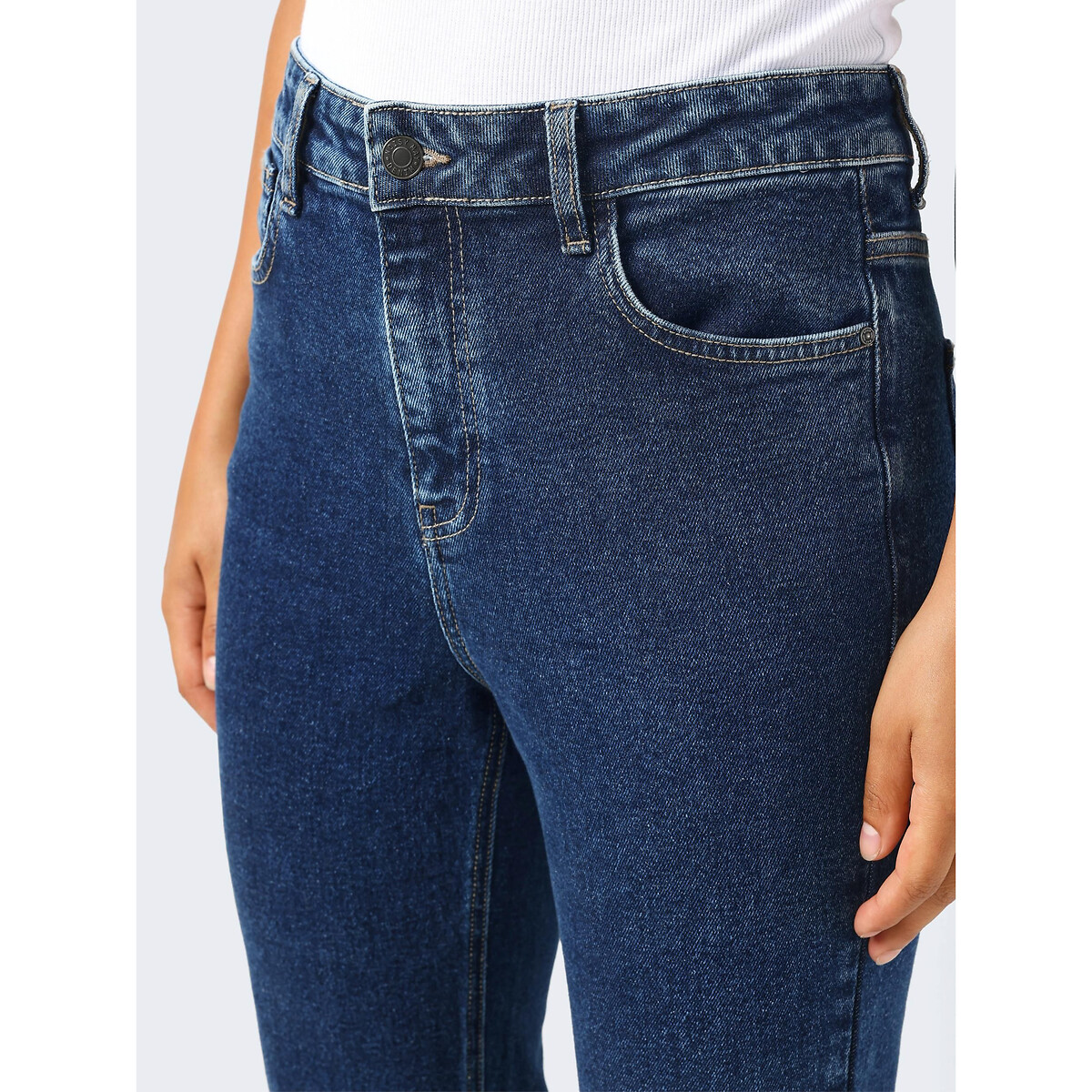 NOISY MAY<br>Calça jeans reta, cintura alta