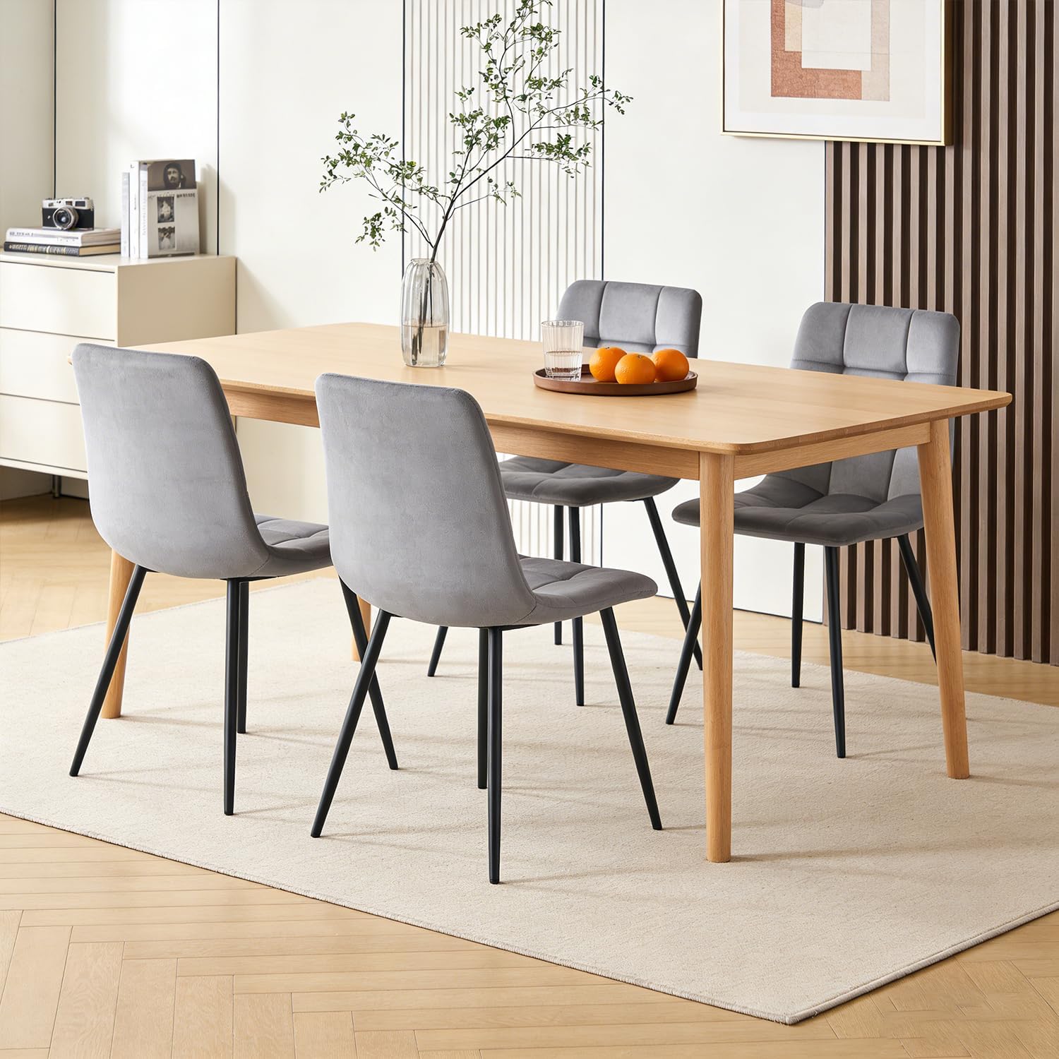 DUMOS Esszimmerstühle 4er Set, für Wohnzimmer Küche Esszimmer, Küchenstühle Gepolstert mit Rückenlehne, Sitzfläche aus Samt, Polsterstuhl mit Metallbeinen, bis 150 kg Belastbar, Dunkelgrau