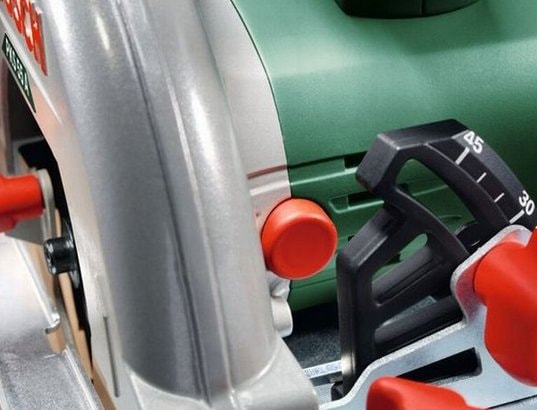 BOSCH - Scie circulaire PKS 55 A + lame precision