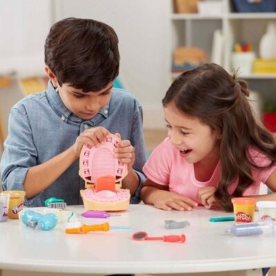 Play-Doh Lekeleire Tannlege