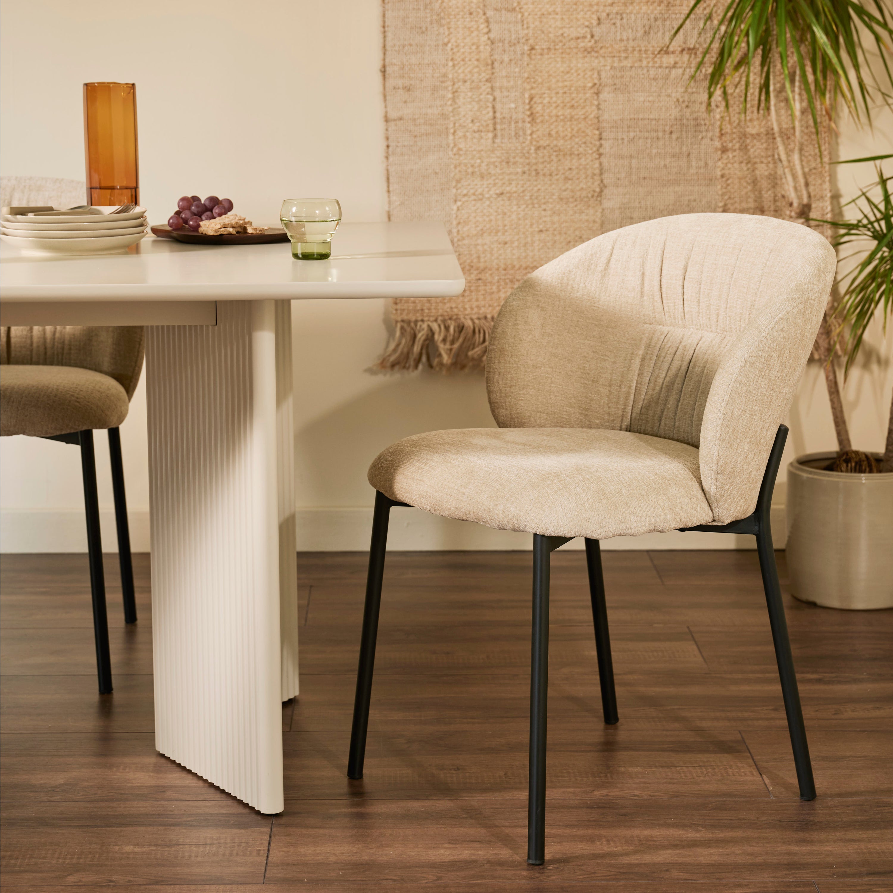 by fonQ Isu Eetkamerstoel - Warm Beige