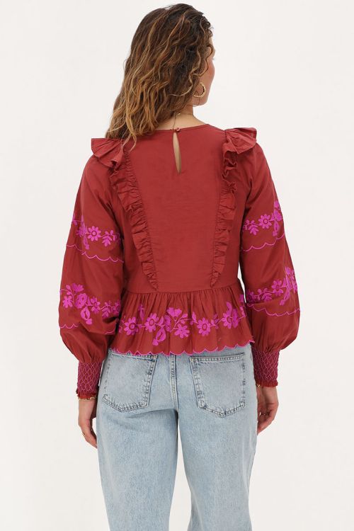 Roest-bruine top met fuchsia embroidery