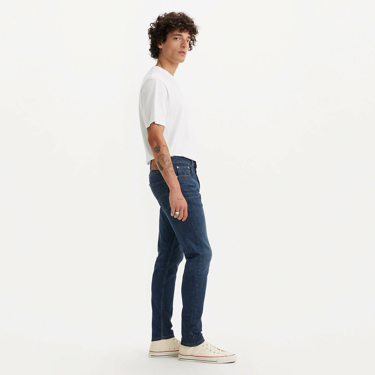 Calça jeans Levi's Slim 512™ com modelagem afunilada