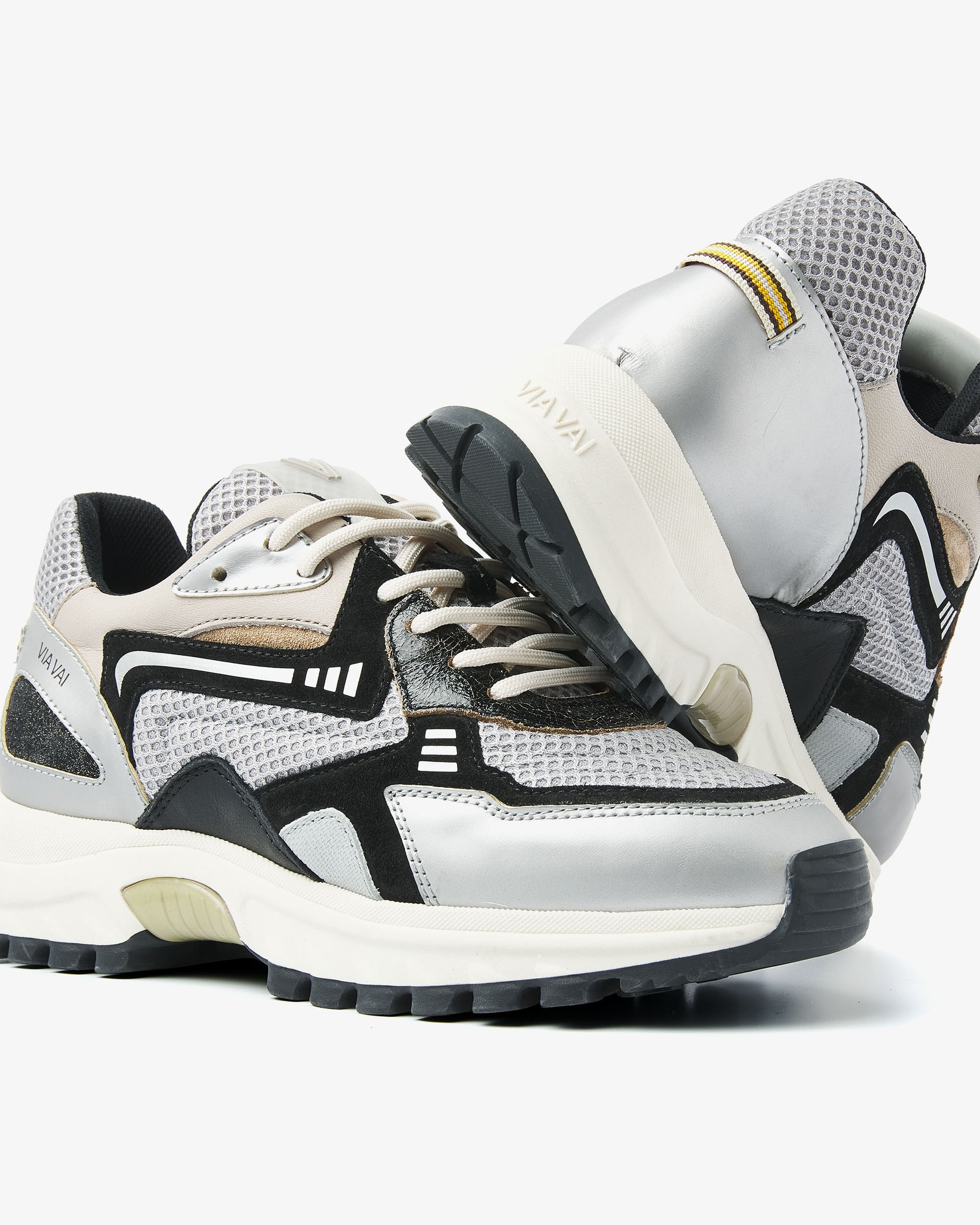 VIA VAI grijze dames sneakers Danae Noah