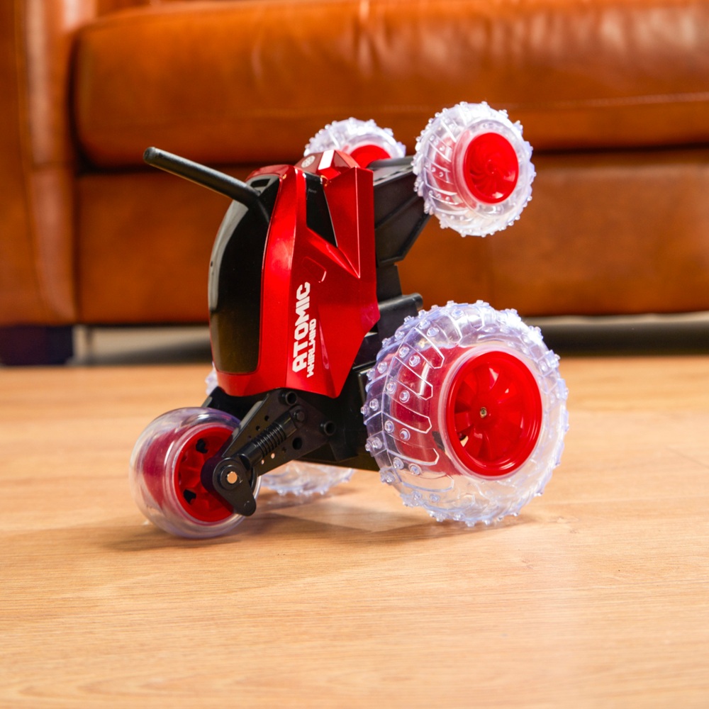 Ferngesteuertes, taumelndes Stuntauto