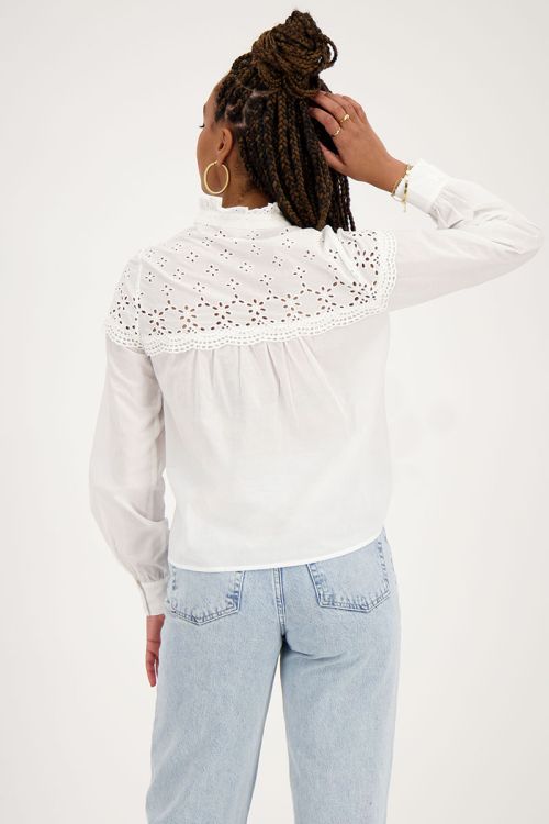 Witte blouse met embroidery en ruffle kraag