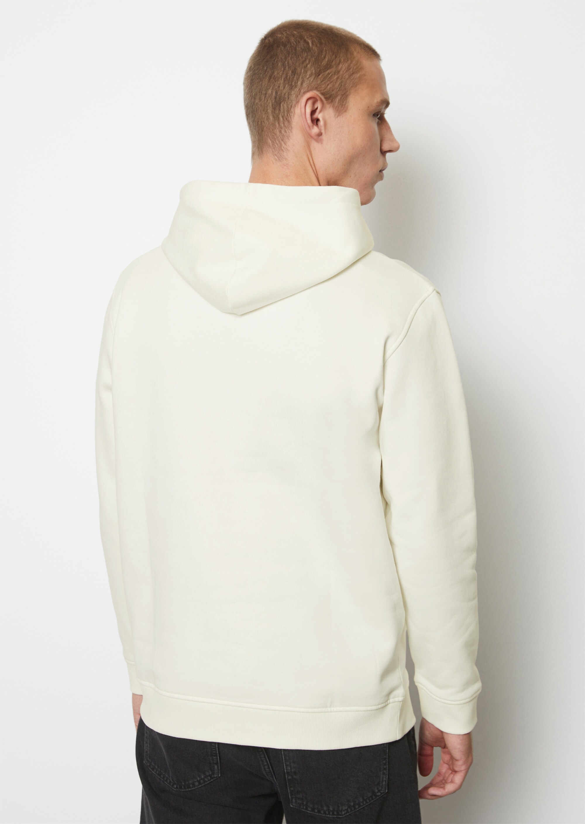 Hoodie relaxed aus hochwertiger Bio-Baumwolle
