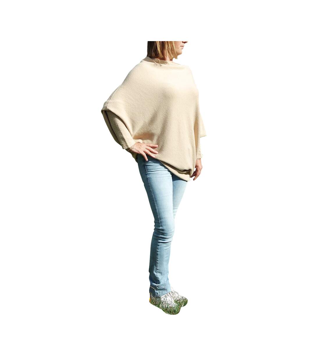 Pull poncho overside VACILLA