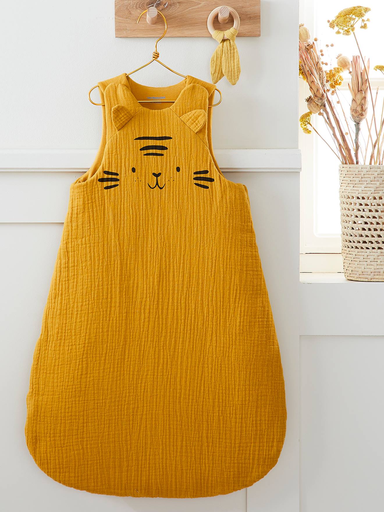 Manta de bebê sem mangas em chiffon de algodão orgânico* Baby Tiger tamanho médio, amarela lisa com estampa