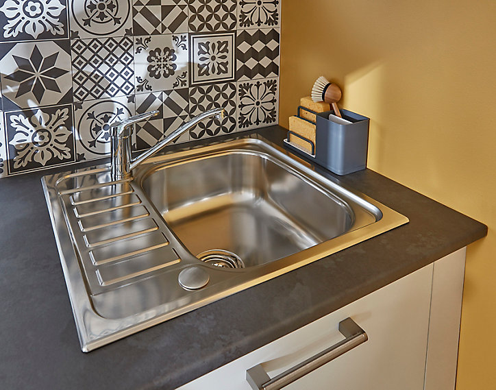 Crédence de cuisine GoodHome carreaux de ciment gris l. 180 cm x H. 60 cm x Ep. 3 mm