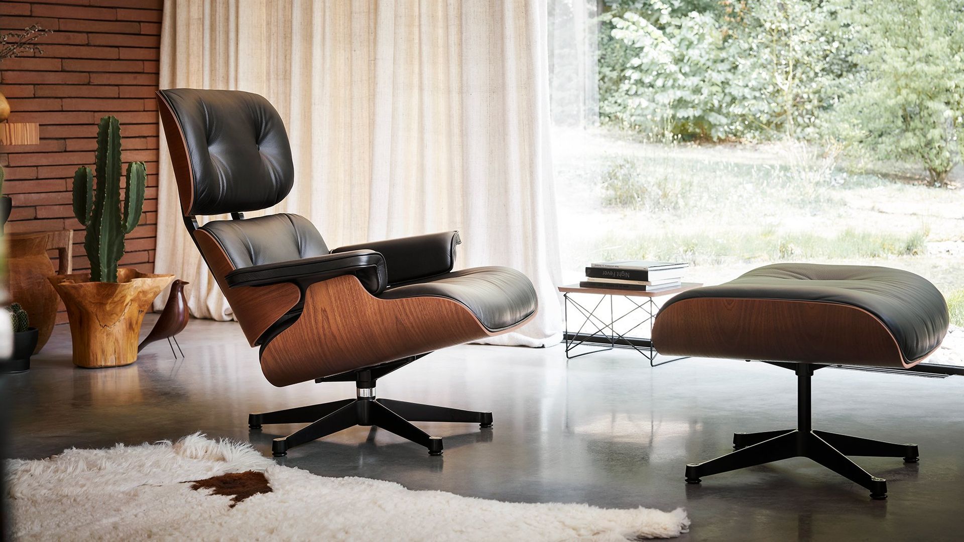 Vitra   Eames Lounge Chair & Hocker