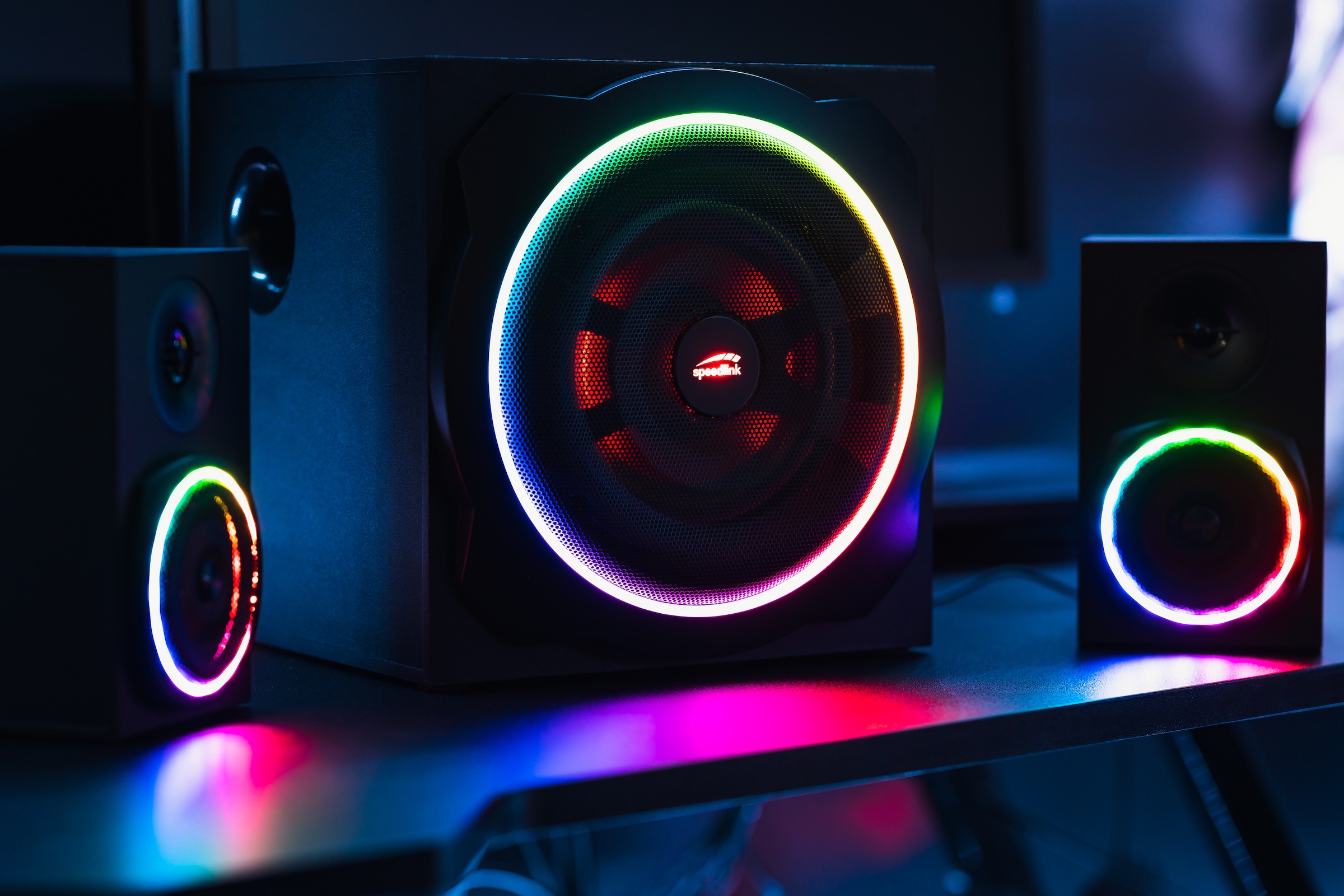 Speedlink 2.1 Soundsystem »GRAVITY LT RGB Subwoofer System aus Holz mit Bluetooth« 2.1 ( ) 40 W RMS, 80 W Spitzenleistung, 3,5mm Klinke, RGB-Tischfernbedienung