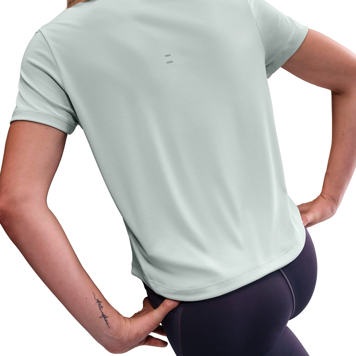 T-Shirt Nike Tempo Swoosh Mulher