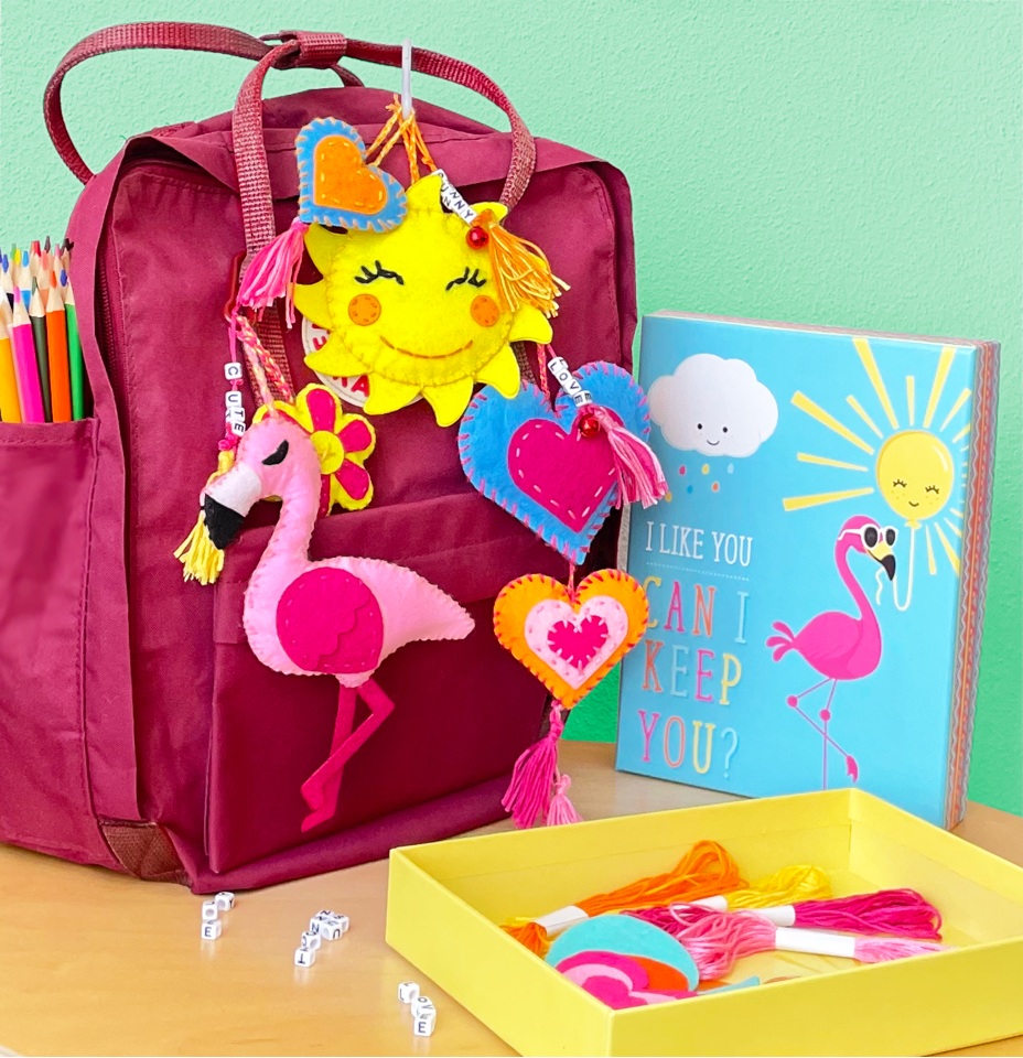 BOX CANDIY - Backpack Charms Felt Art - (BC-1954)