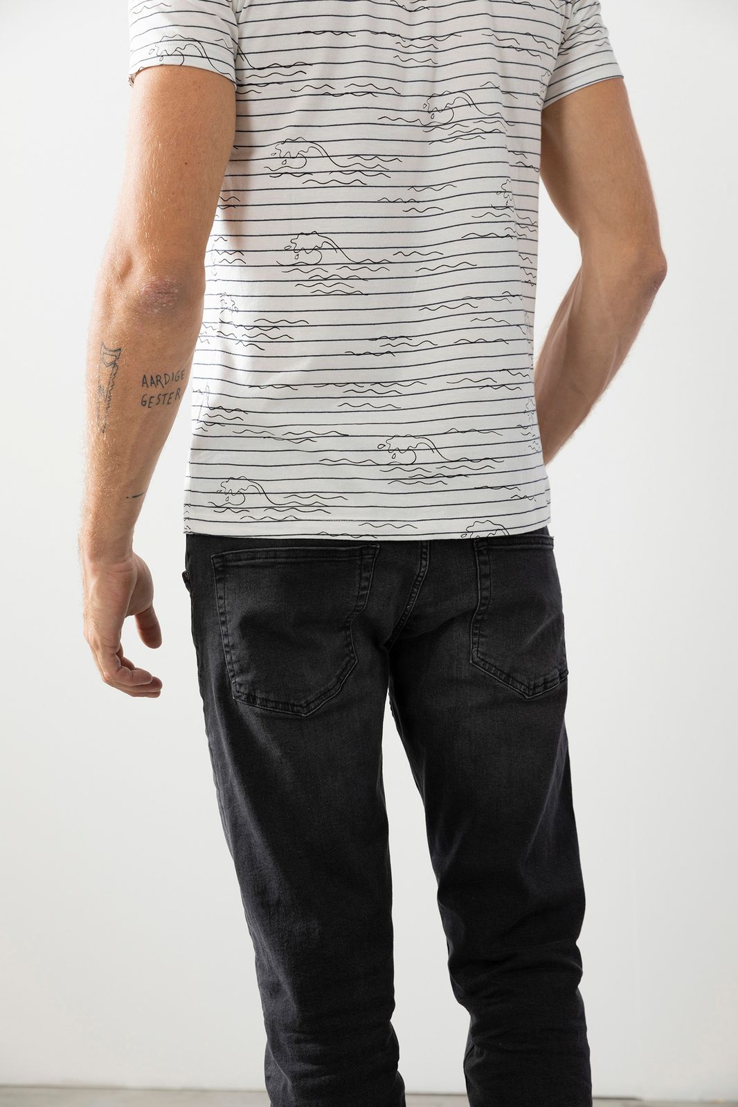 Phil Washed Black Regular Fit Jeans