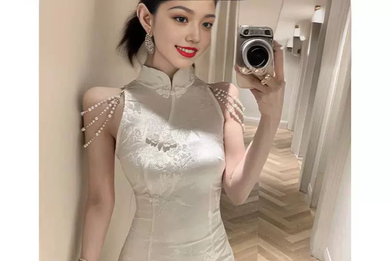 Aurora - Mouwloze Faux Pearl Chain Jacquard Midi Sheath Qipao