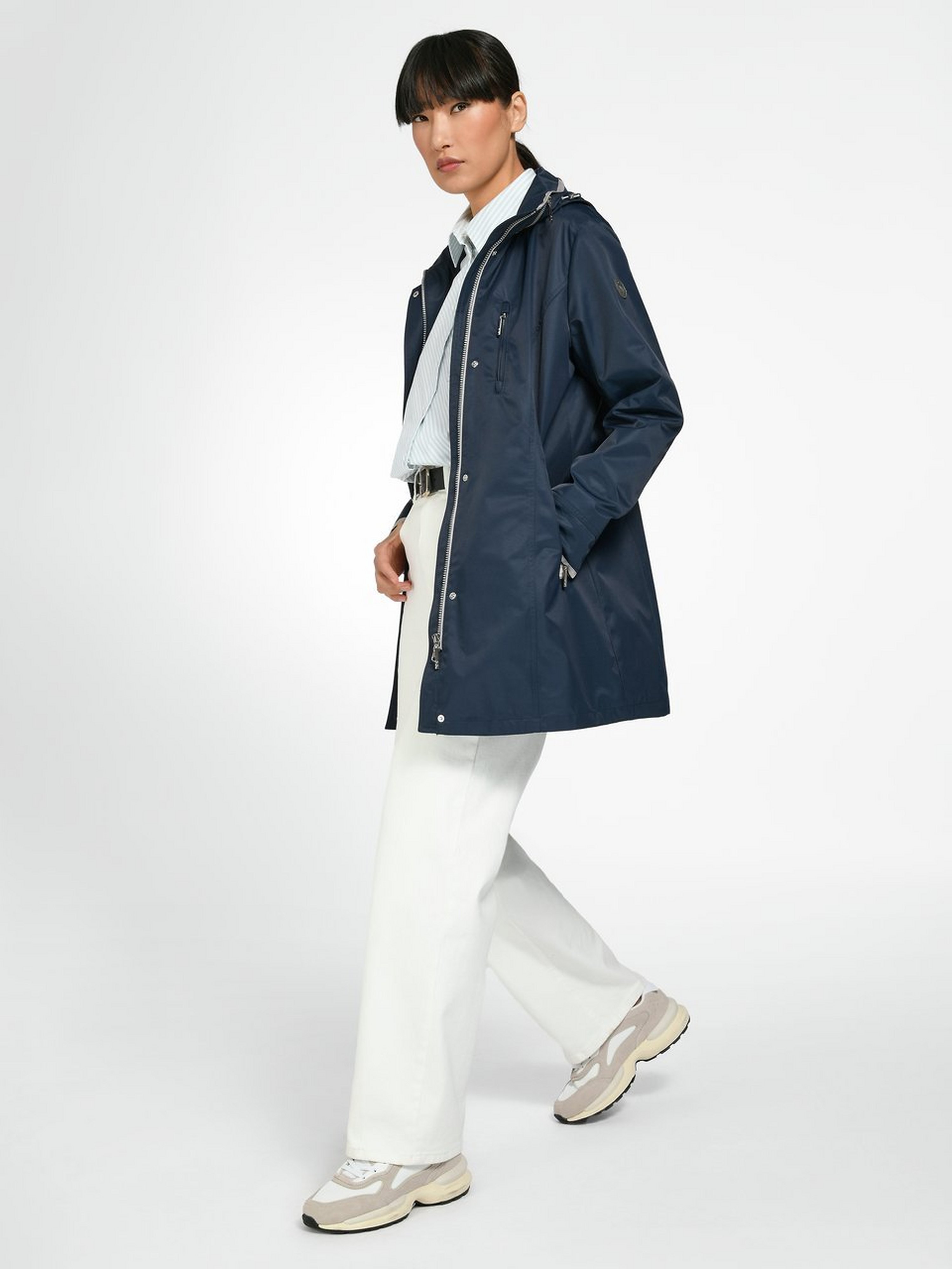 Wind- und wasserabweisende Jacke