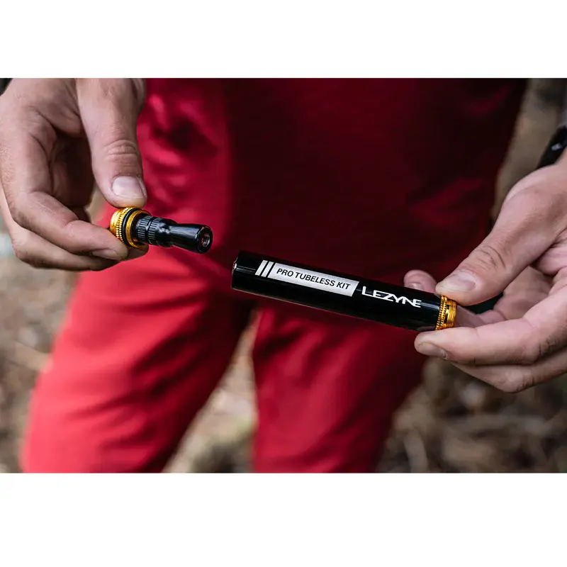 Lezyne Pro Tubeless Kit Loaded Zwart