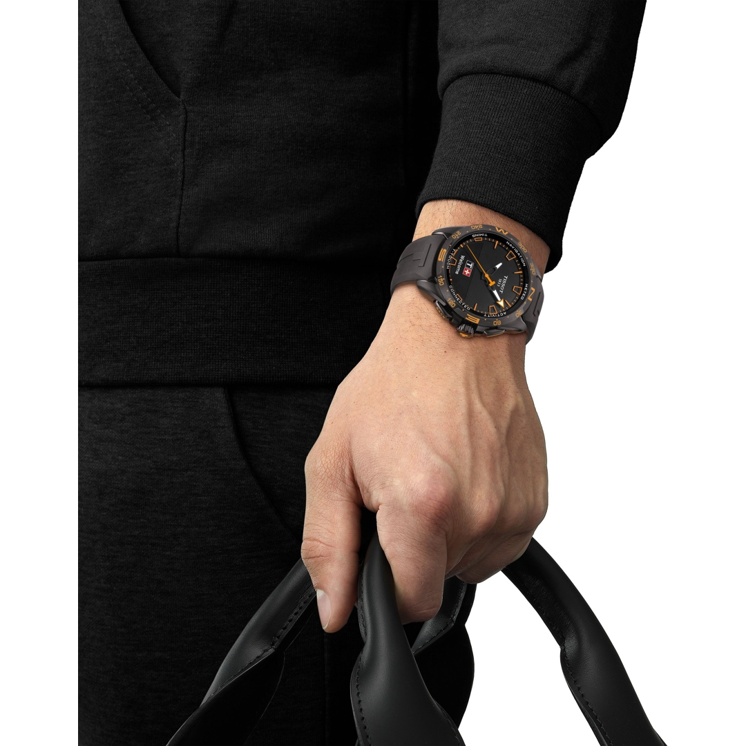 Tissot T-Touch Connect Solar Smartwatch Titan Schwarz / Orange mit schwarzem Kautschukarmband