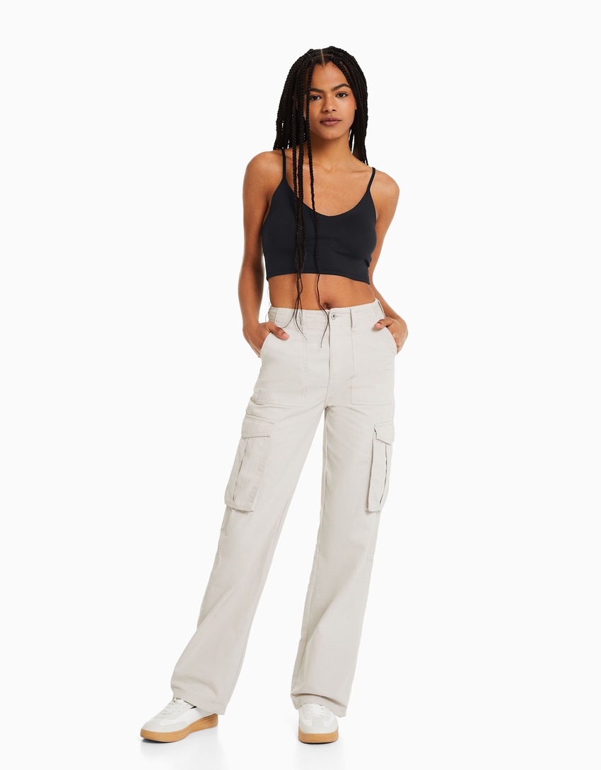 Top cropped de alças finas