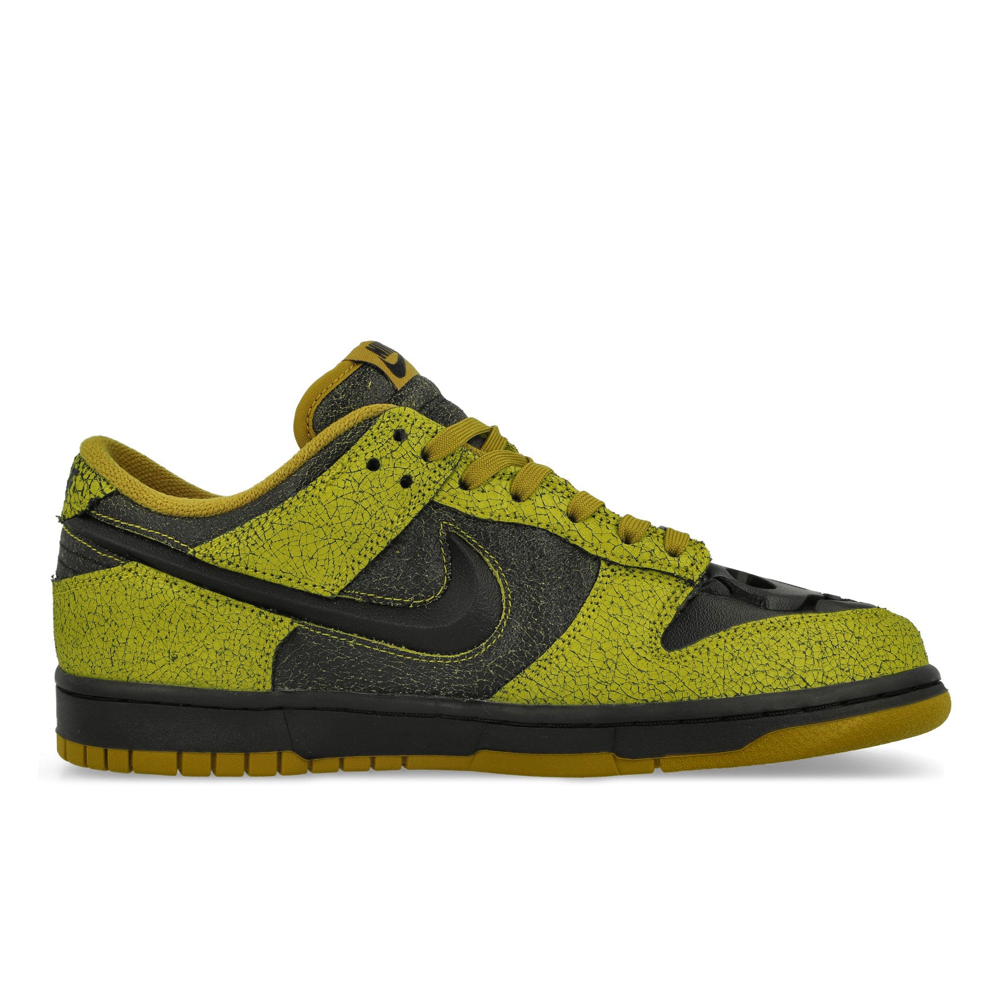 Nike<br>Dunk Low Retro Halloween QS