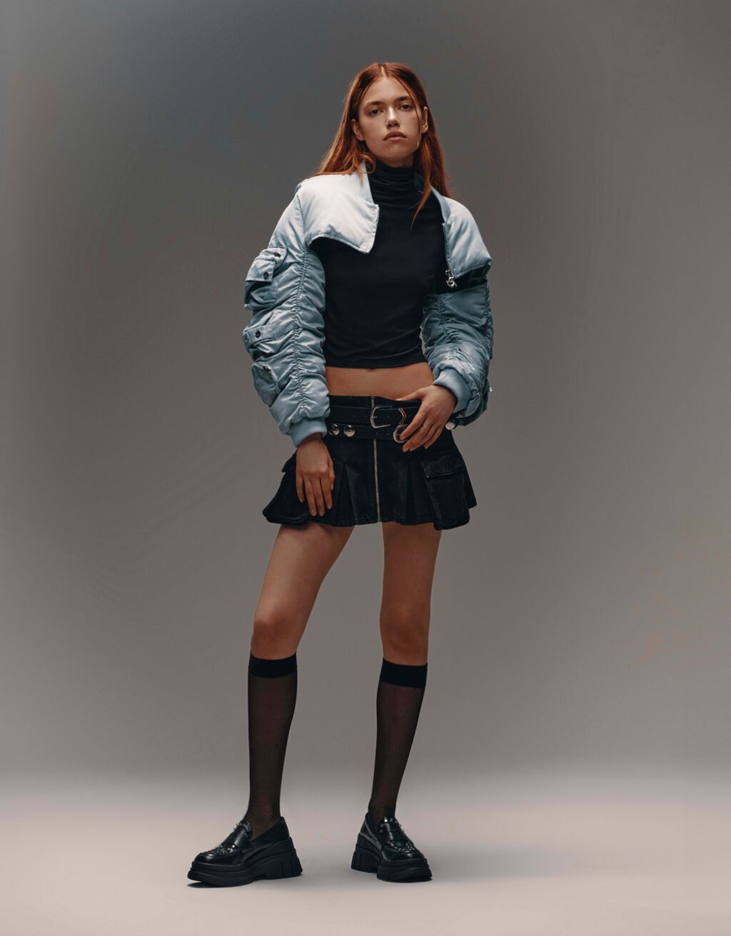 Jaqueta bomber Generation Bershka com vários bolsos e forro de nylon.