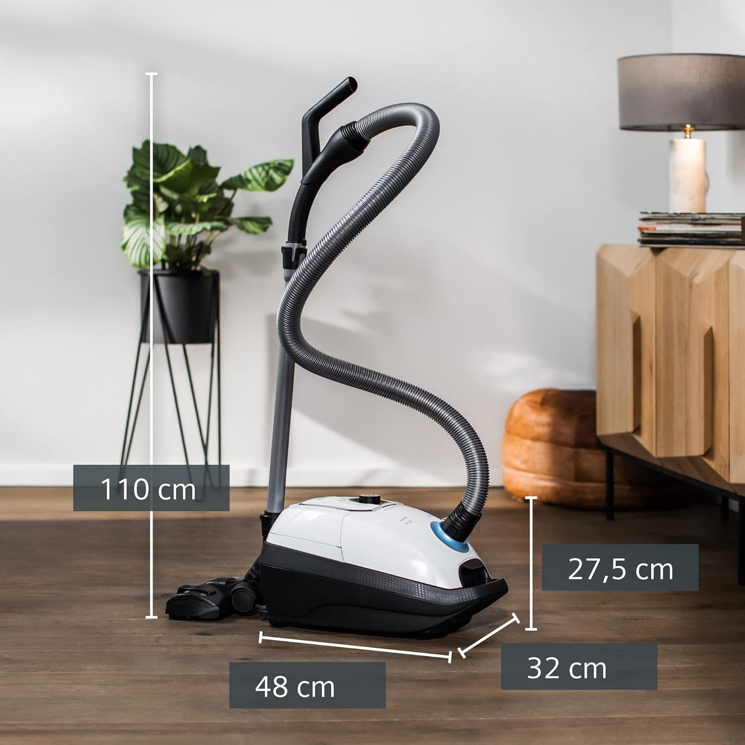 Siemens Staubsauger mit Beutel Z 7.0 VSZ7442S, ideal für Allergiker, Hygiene-Filter Plus, extrem leise, Bodendüse für Parkett, Teppich, Fliesen, langes Kabel, XXL-Polsterdüse, Fugendüse, 650 W, weiß