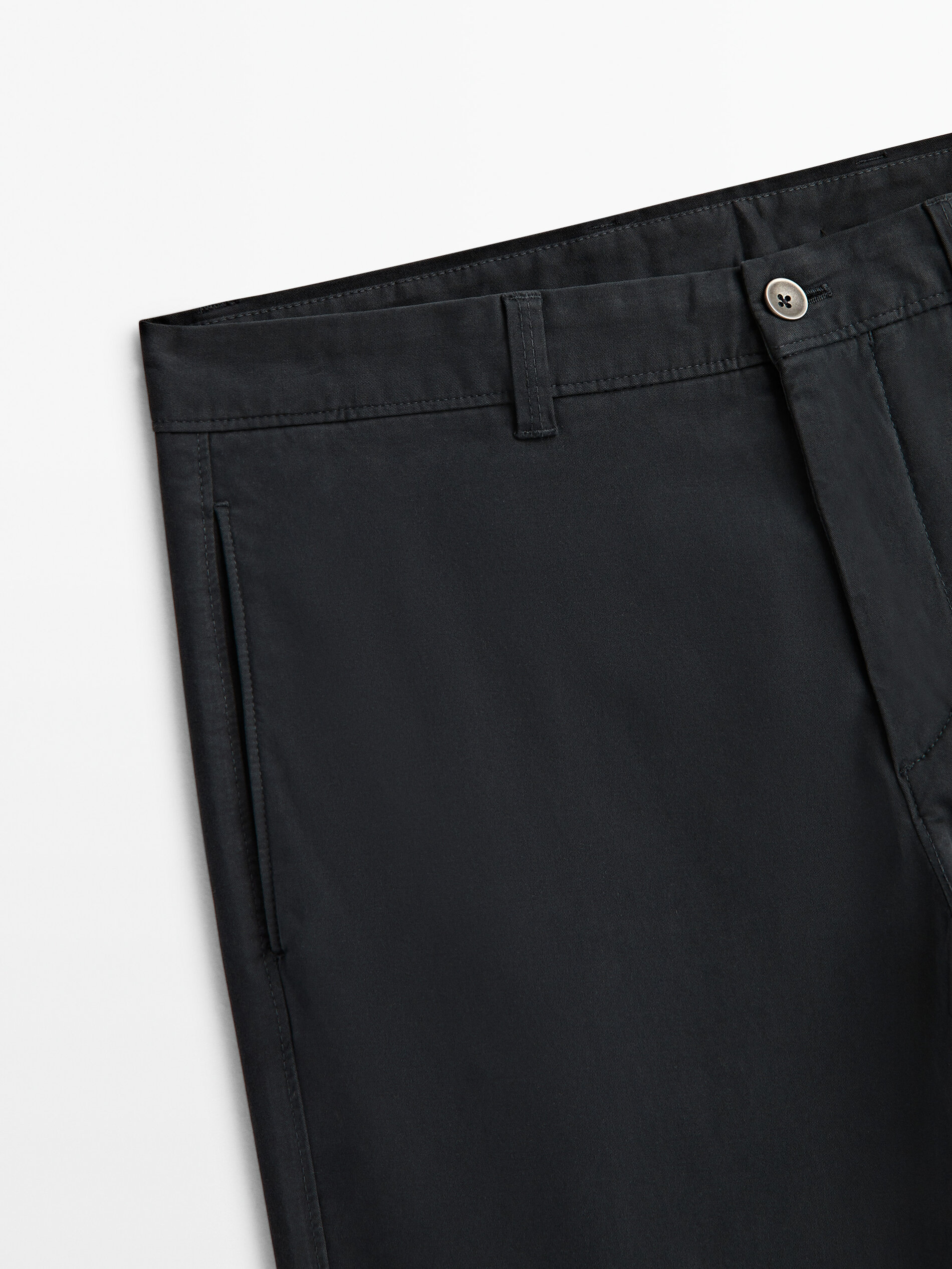 Calça chino em mistura de algodão, corte afunilado - AZUL MARINHO