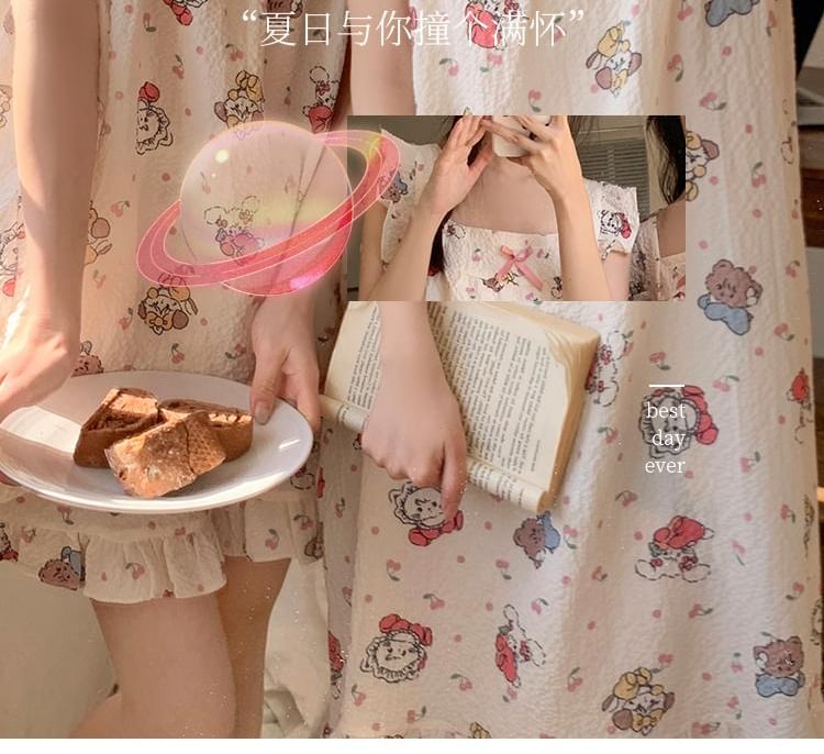 Sweetzer - Pyjamatop met kapmouwen, vierkante hals, cartoonprint en strik / Loungeshorts / Midi-slaapjurk / Set