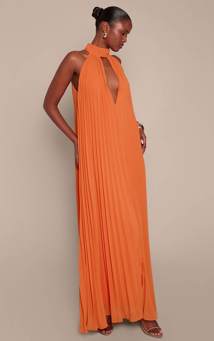 Orange Robe Longue Plissée À Col Montant