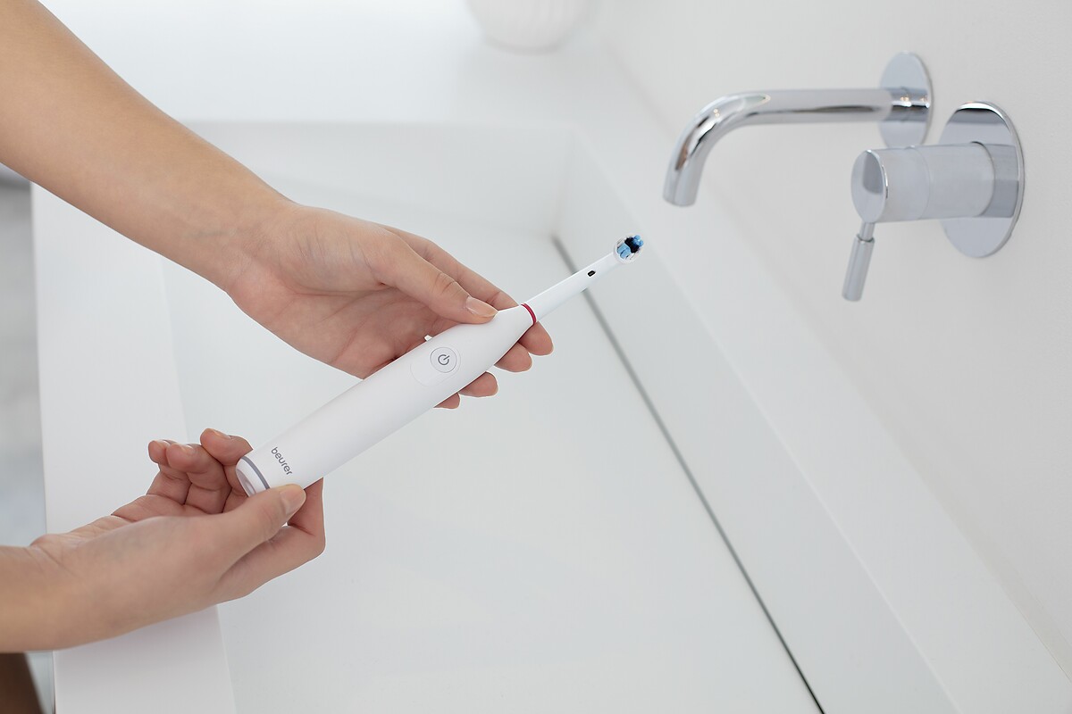 Escova de dentes elétrica BEURER TB30