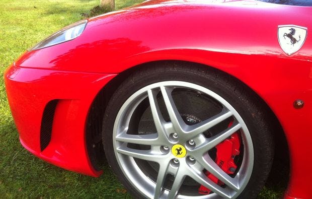 Ferrari F430 selber fahren in Berlin als Geschenk