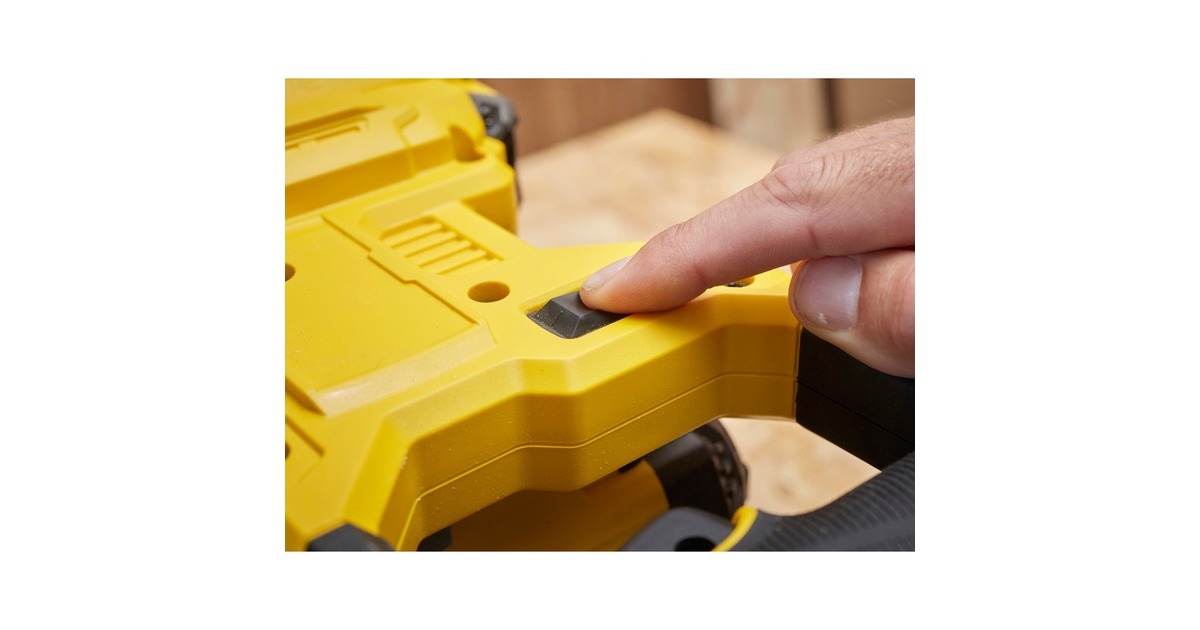 StanleyFATMAX V20 18V 4.0AH 190 mm Afkort- en verstekzaag  (Geel/zwart, Accu (18V, 4.0Ah) en oplader (2A) inbegrepen)