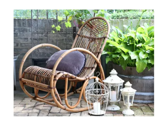 Fauteuil à bascule ancien en rotin marron naturel 106 x 58 x 100 cm